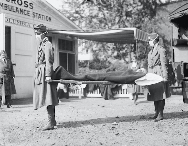 1918_flu_outbreak_RedCrossLitterCarriersSpanishFluWashingtonDC.jpg
